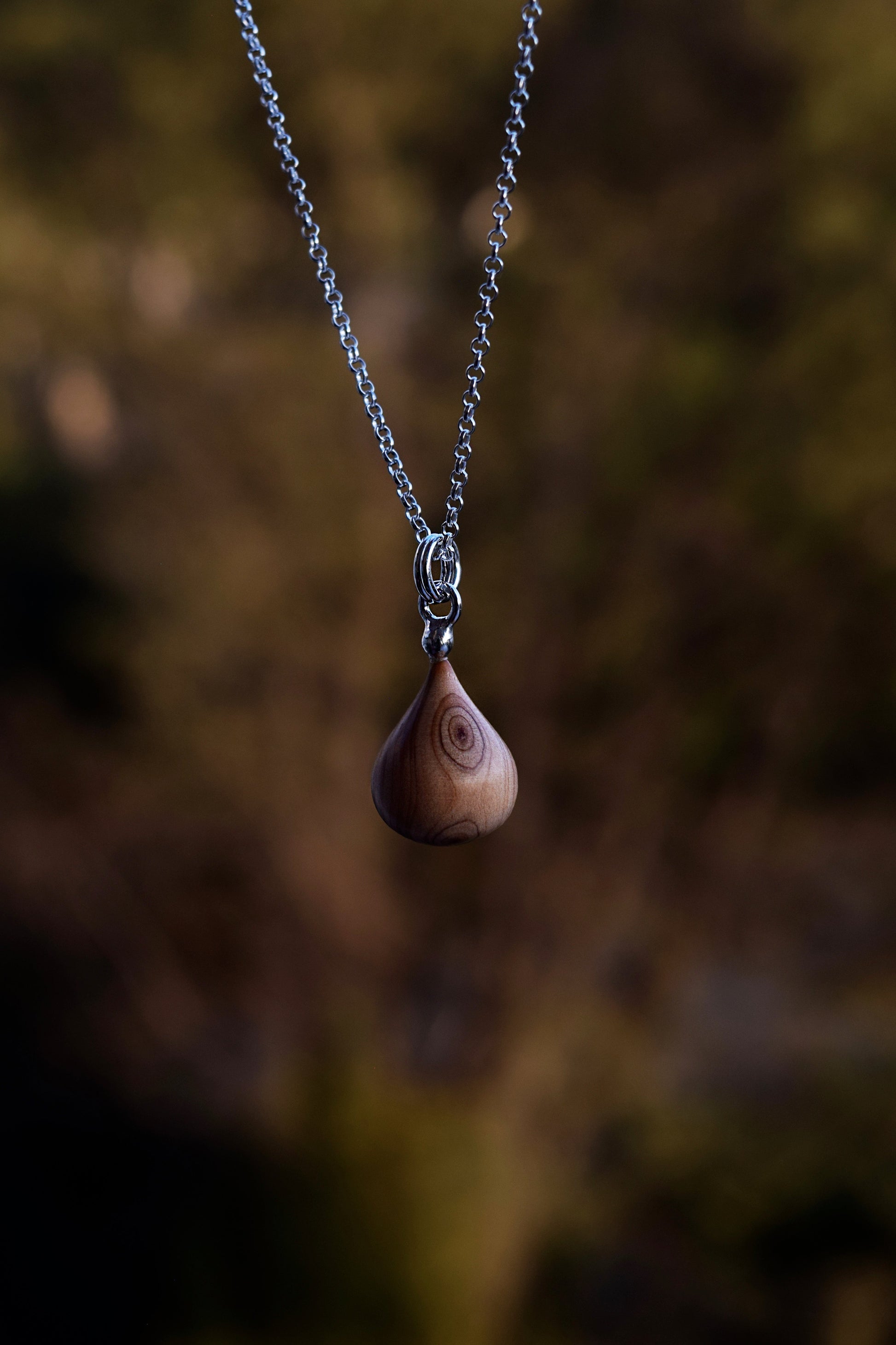 Cedar necklace - Fig's